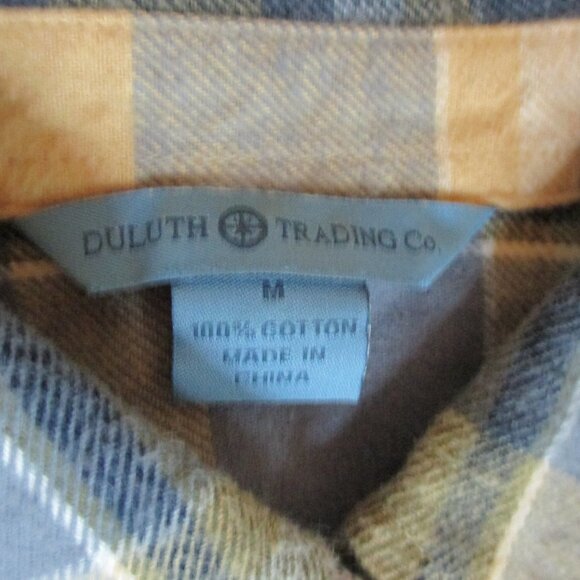 New Duluth Trading Co Flannel top womens medium - Picture 3 of 7